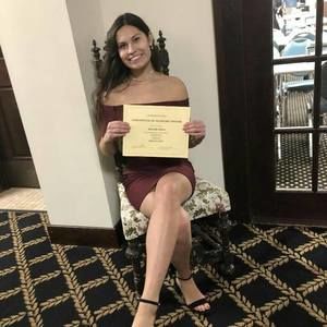 Meet your Posher, Danielle